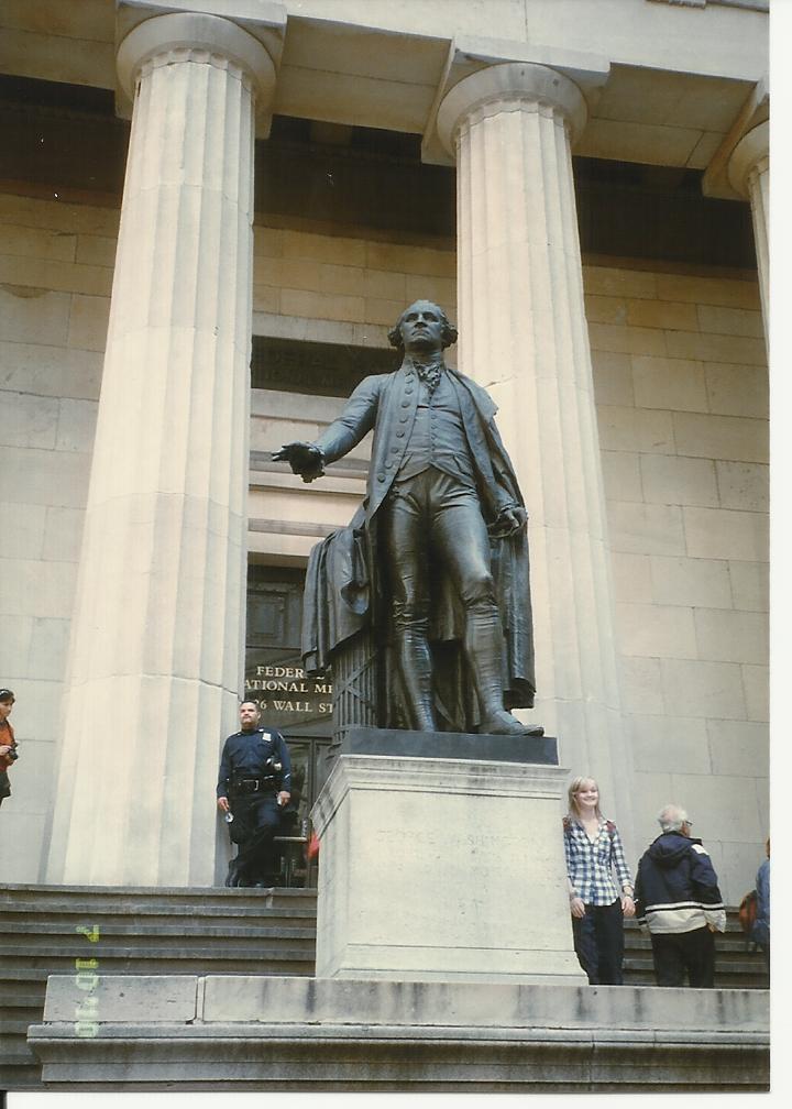 18. socha George Washingtona na Wall street